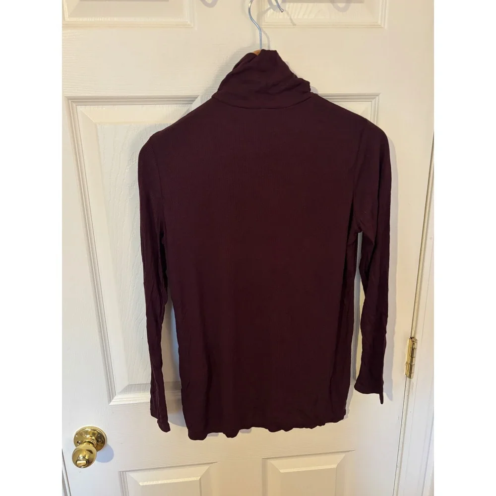 Jones New York Womens Ribbed Turtleneck Top Long Sleeve Burgundy Plum Small NWT